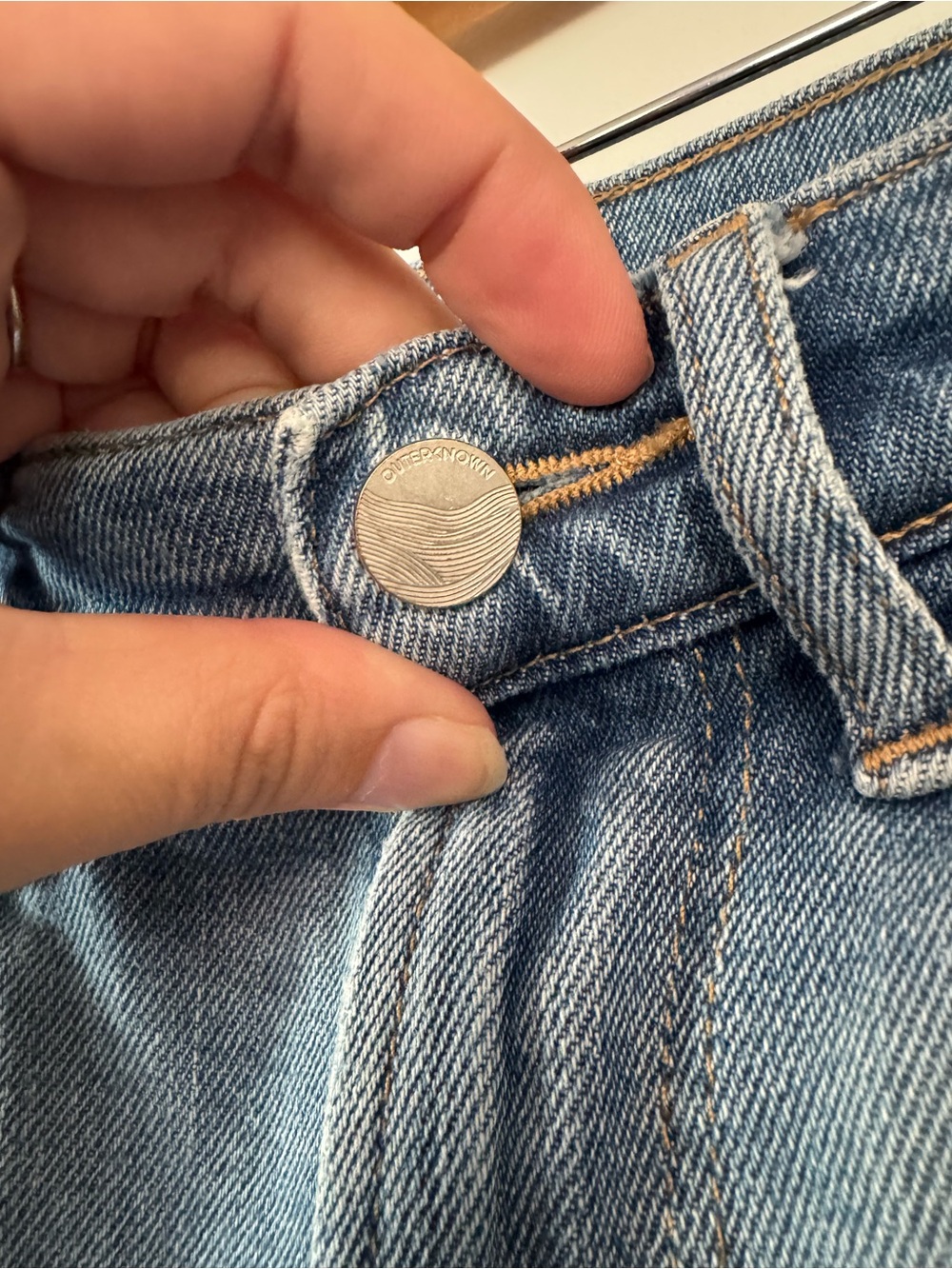 Outerknown SEA Jeans Light Wash Distressed Straight Jeans Size 26 Sustainable - Picture 4 of 9